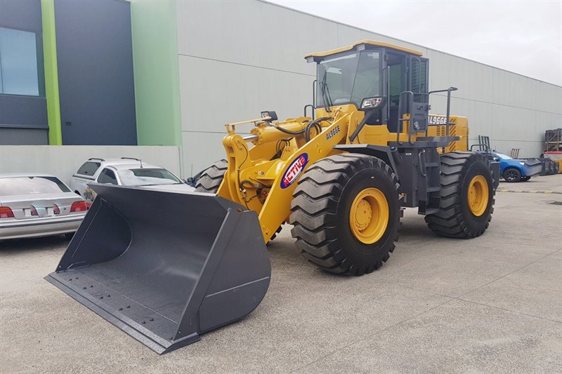 AL966E 23.5 Tonne Wheel Loaders image 2