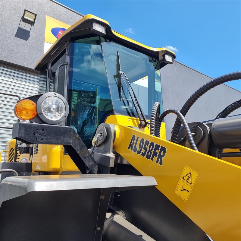 AL958FR 18 Tonne Wheel Loaders image 8