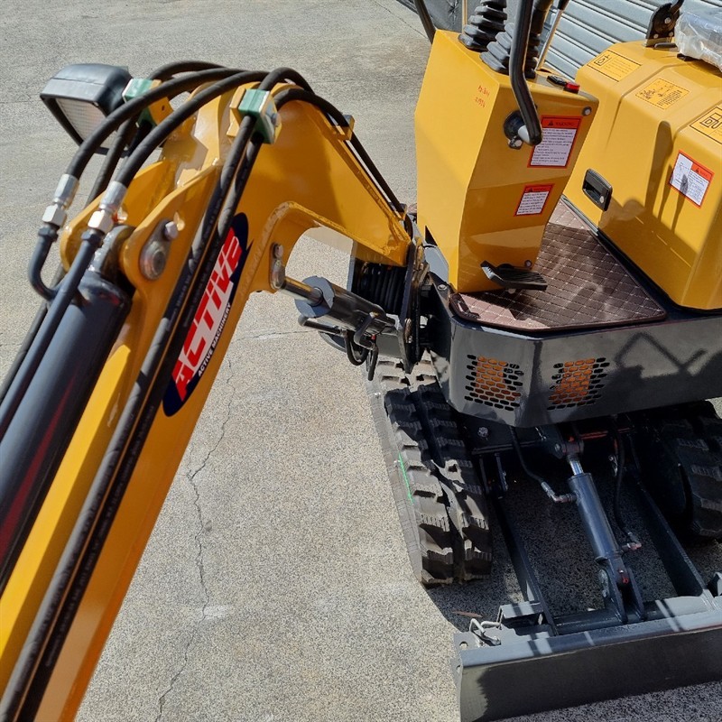 AE12SC-I 1.1 Tonne Excavators image 17