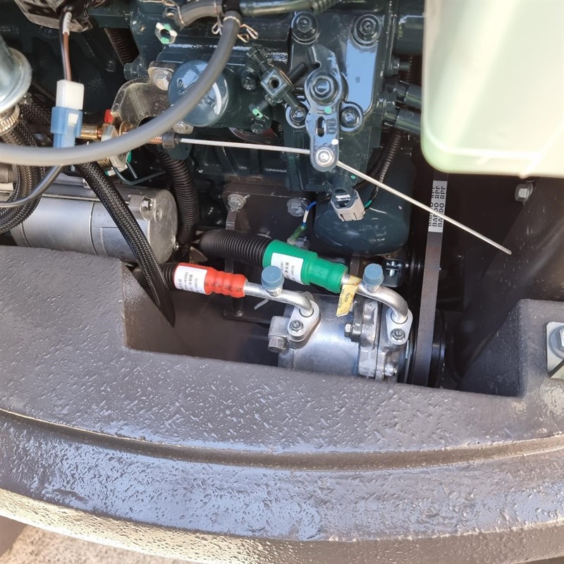 AE12UE-I 1.2 Tonne Excavators image 12