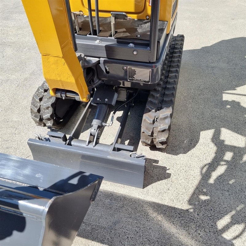 AE12UE-I 1.2 Tonne Excavators image 27