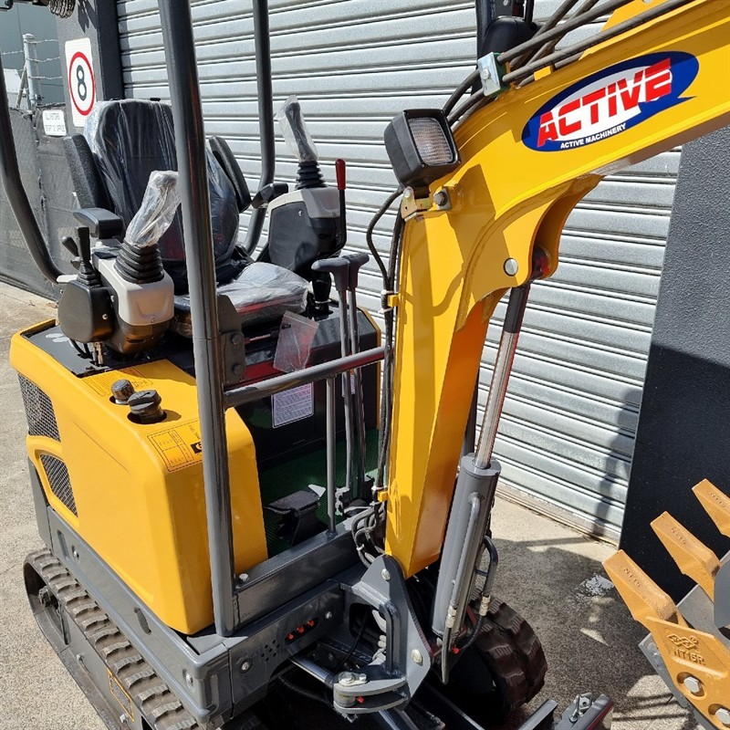 AE15UE-I 1.49 Tonne Excavators image 9