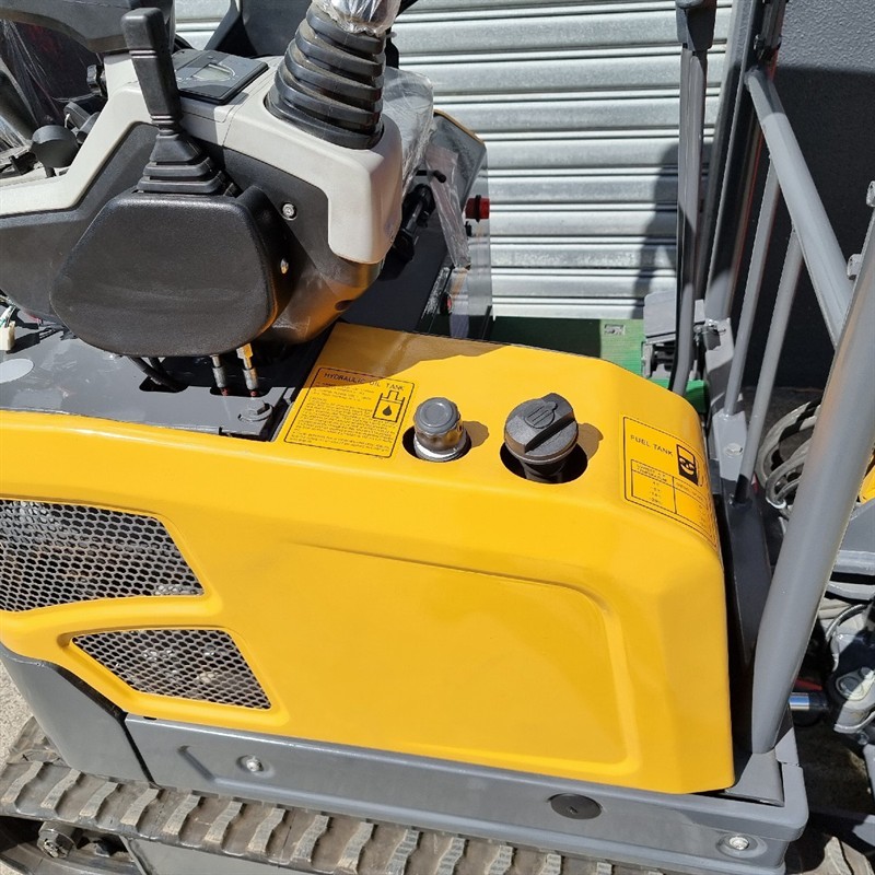 AE15UE-I 1.49 Tonne Excavators image 11