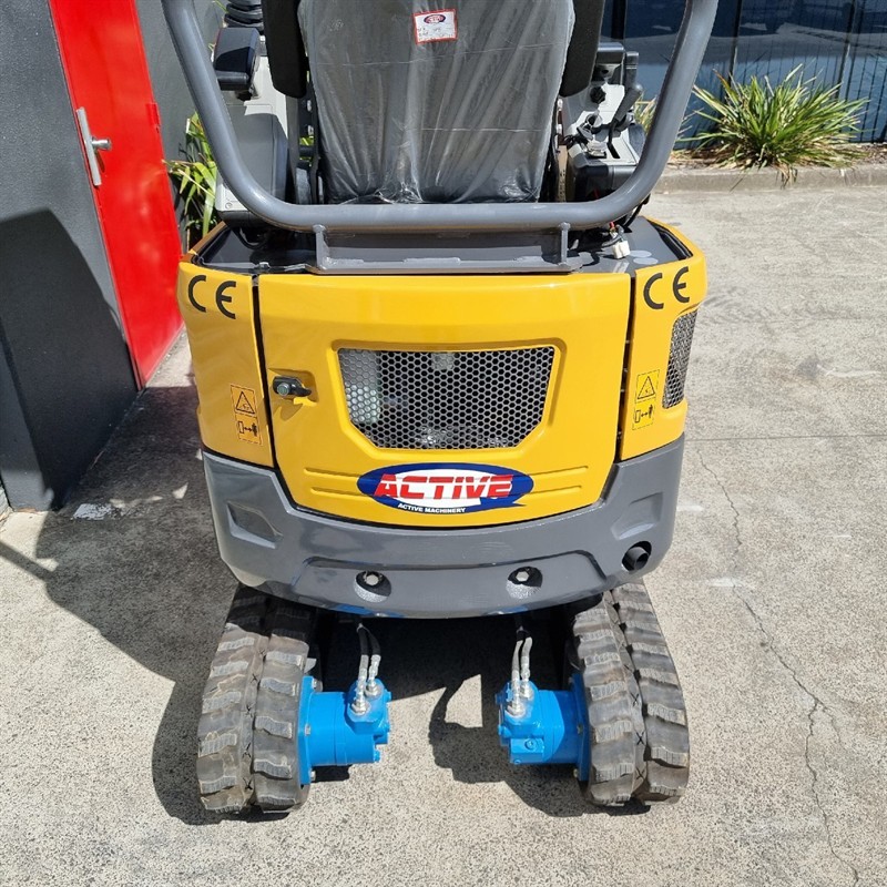 AE15UE-I 1.49 Tonne Excavators image 13