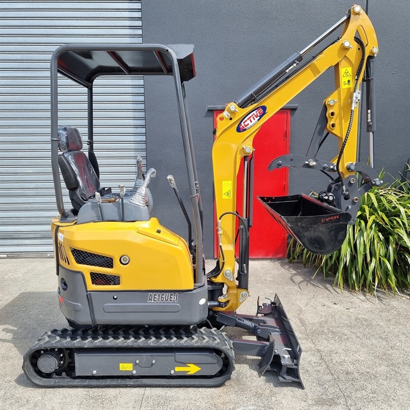 AE16UE-I 1.55 Tonne Excavators image 3