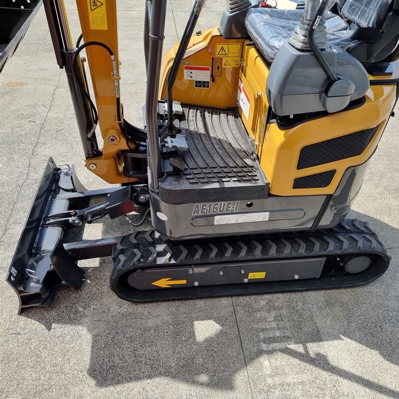AE16UE-I 1.55 Tonne Excavators image 7
