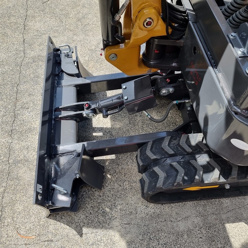 AE16UE-I 1.55 Tonne Excavators image 8