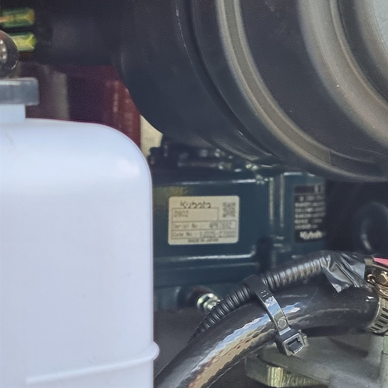 AE16UE-I 1.55 Tonne Excavators image 28