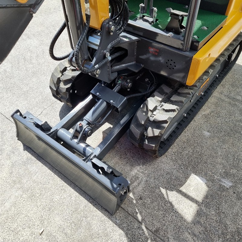 AE18SE-I 1.89 Tonne Excavators image 14