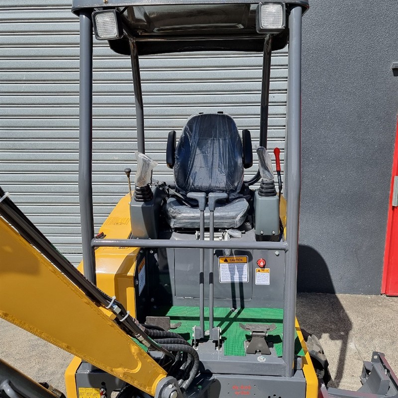 AE18SE-I 1.89 Tonne Excavators image 28