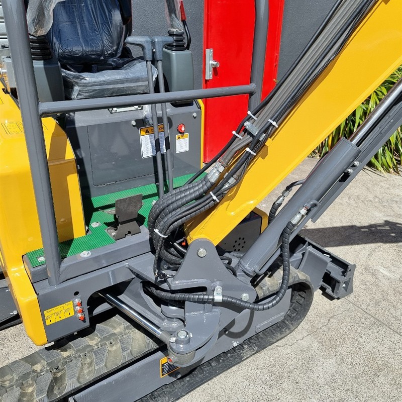 AE18SE-I 1.89 Tonne Excavators image 34