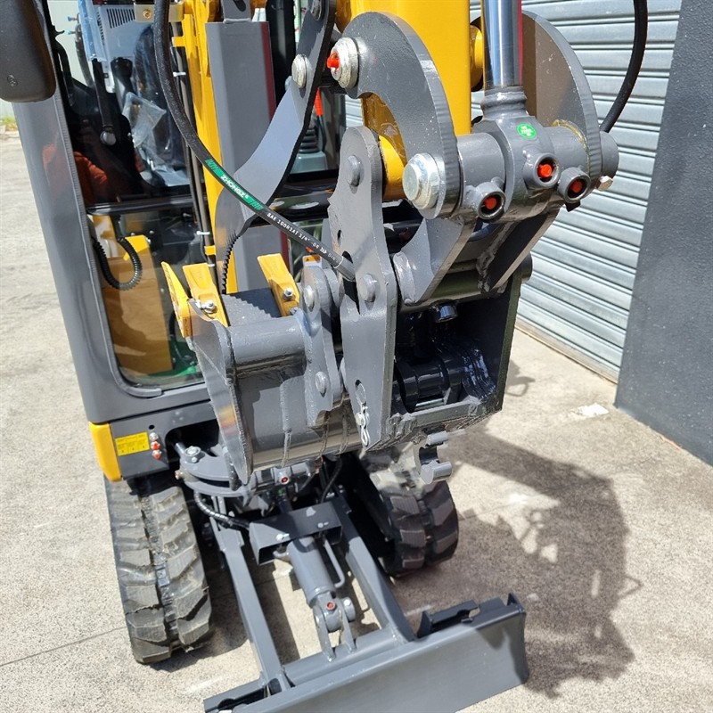 AE18SE-II 1.98 Tonne Excavators image 12