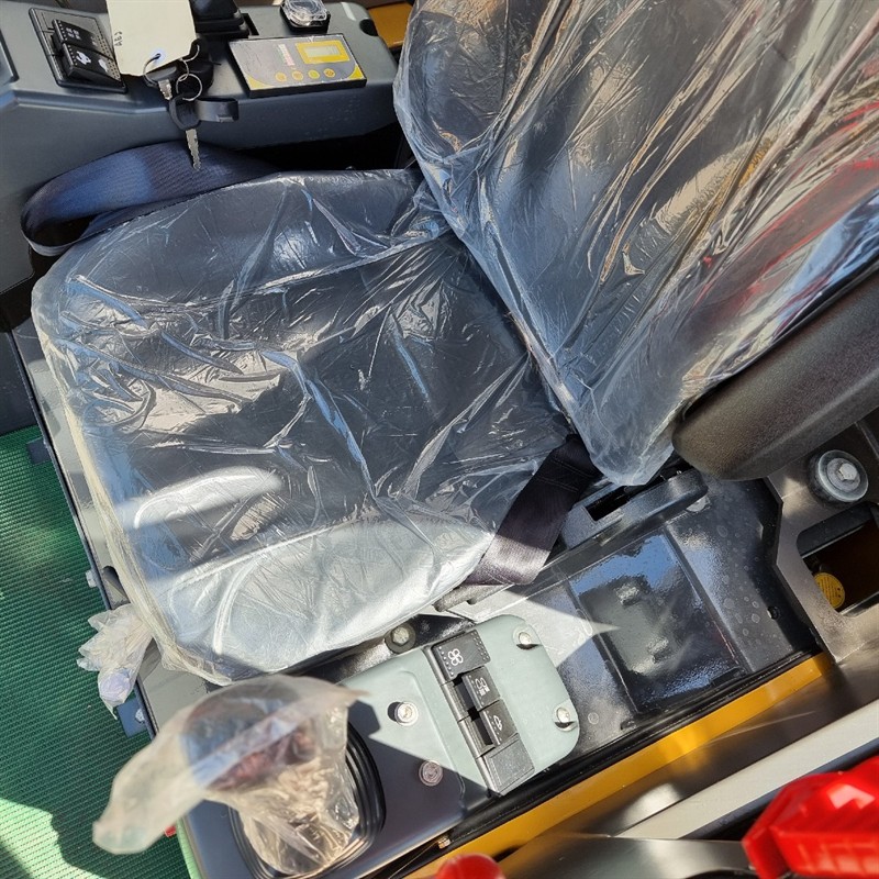 AE18SE-II 1.98 Tonne Excavators image 36