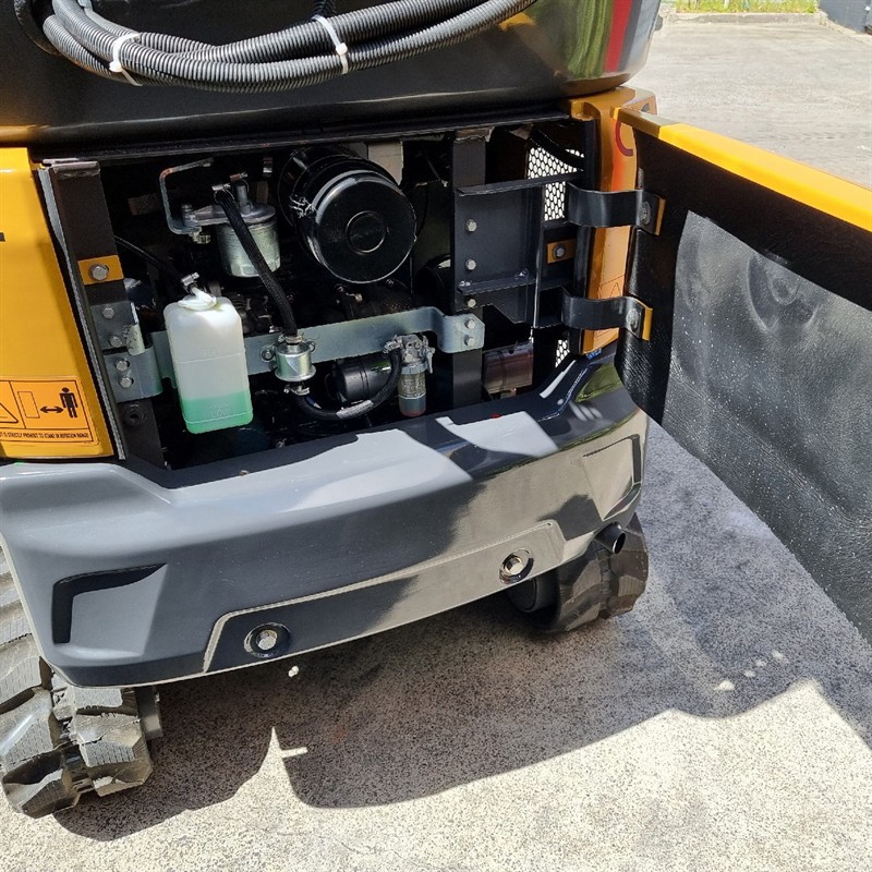 AE18SE-II 1.98 Tonne Excavators image 44