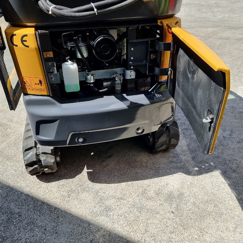 AE18SE-II 1.98 Tonne Excavators image 46