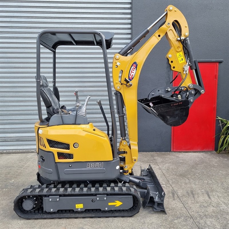 AE18UE-I 1.80 Tonne Excavators image 2