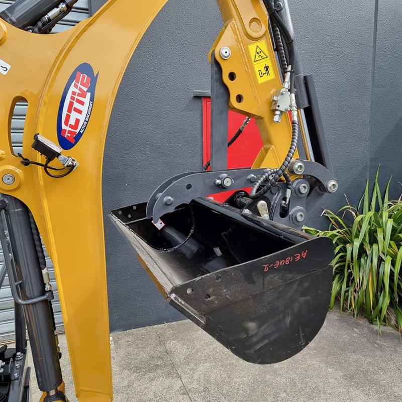 AE18UE-I 1.80 Tonne Excavators image 6