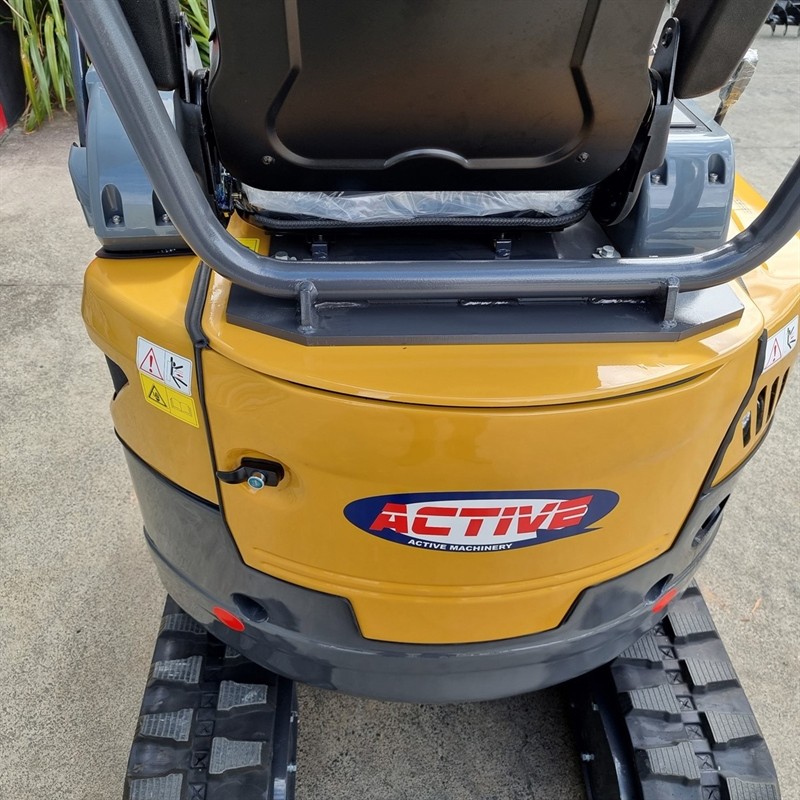 AE18UE-I 1.80 Tonne Excavators image 11