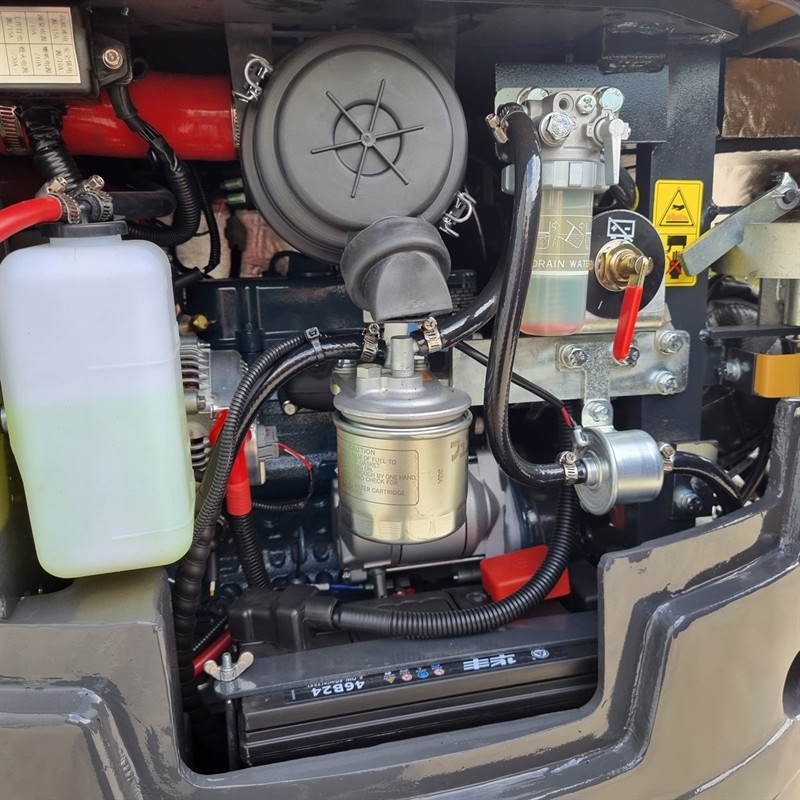 AE18UE-I 1.80 Tonne Excavators image 14