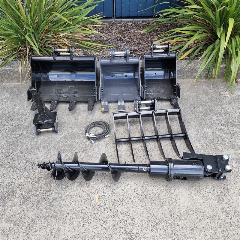 AE18UE-I 1.80 Tonne Excavators image 29