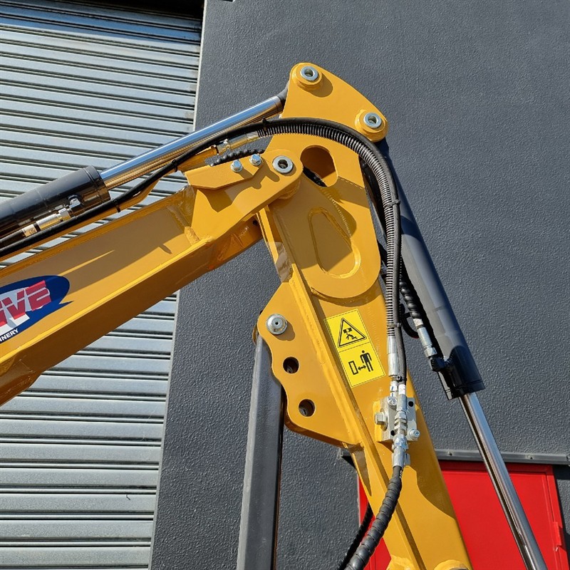 AE25UE-I 2.34 Tonne Excavators image 9