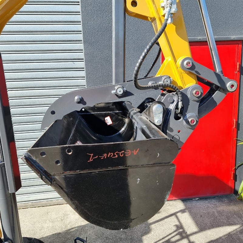 AE25UE-I 2.34 Tonne Excavators image 10