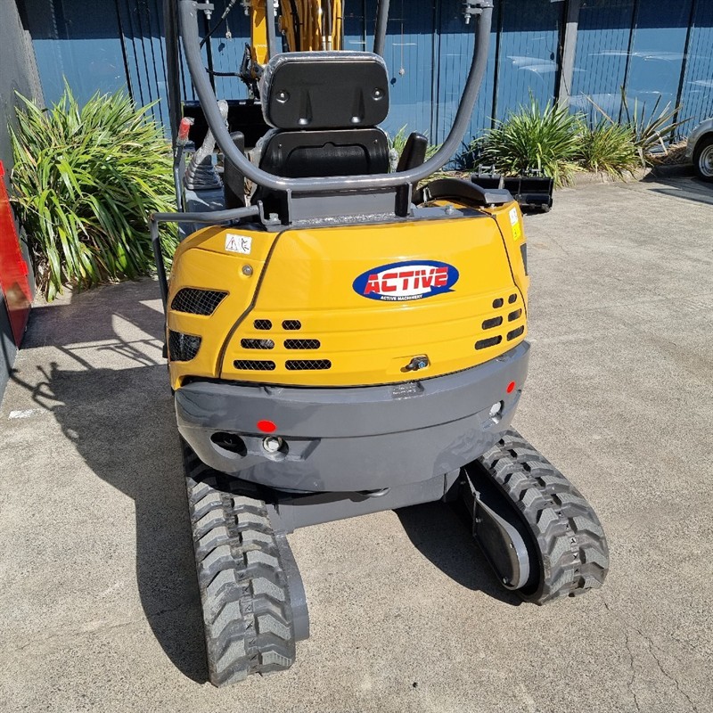 AE25UE-I 2.34 Tonne Excavators image 14