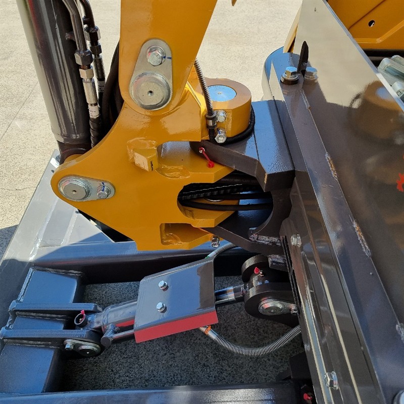 AE25UE-I 2.34 Tonne Excavators image 19