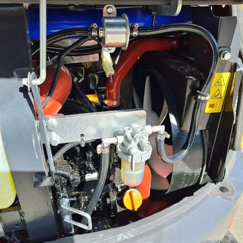 AE25UE-I 2.34 Tonne Excavators image 28