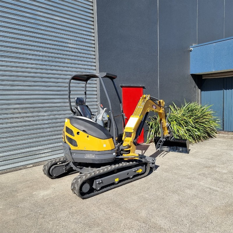 AE25UE-I 2.34 Tonne Excavators image 43