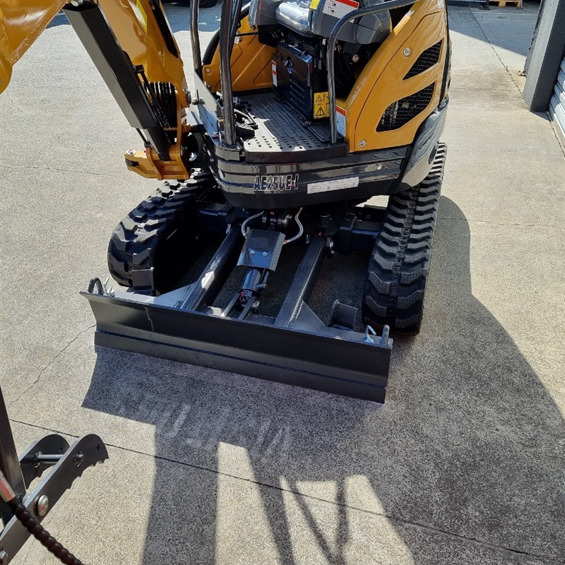 AE25UE-I 2.34 Tonne Excavators image 48