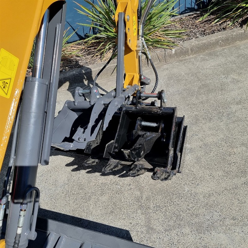 AE25UE-I 2.34 Tonne Excavators image 58