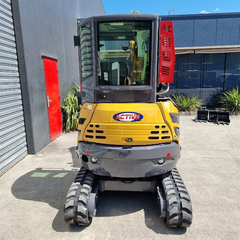 AE25UE-II 2.4 Tonne Excavators image 9