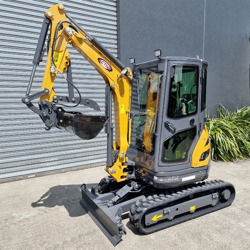 AE25UE-II 2.4 Tonne Excavators image 20