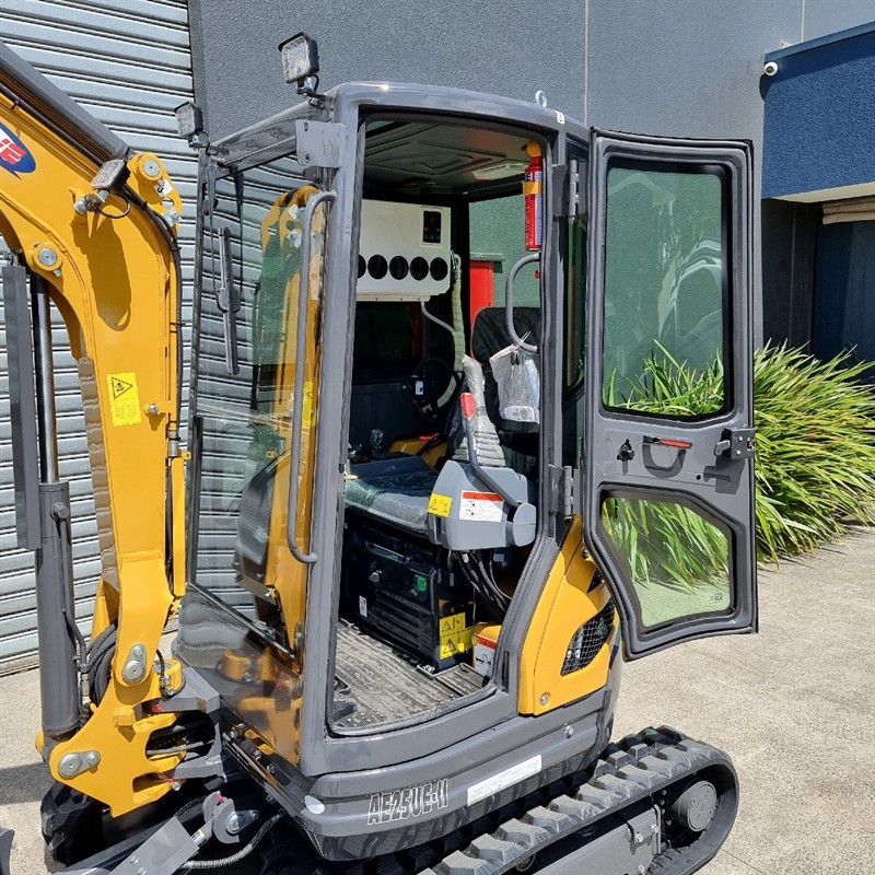 AE25UE-II 2.4 Tonne Excavators image 23