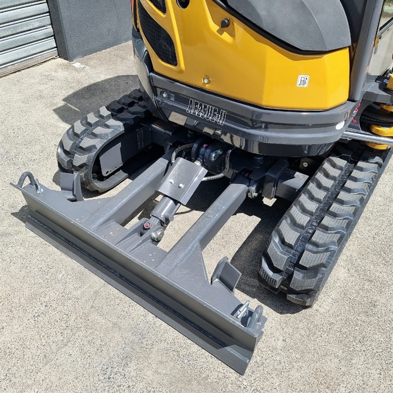 AE25UE-II 2.4 Tonne Excavators image 39