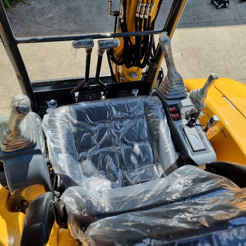 AE32UE-I 3.28 Tonne Excavators image 22