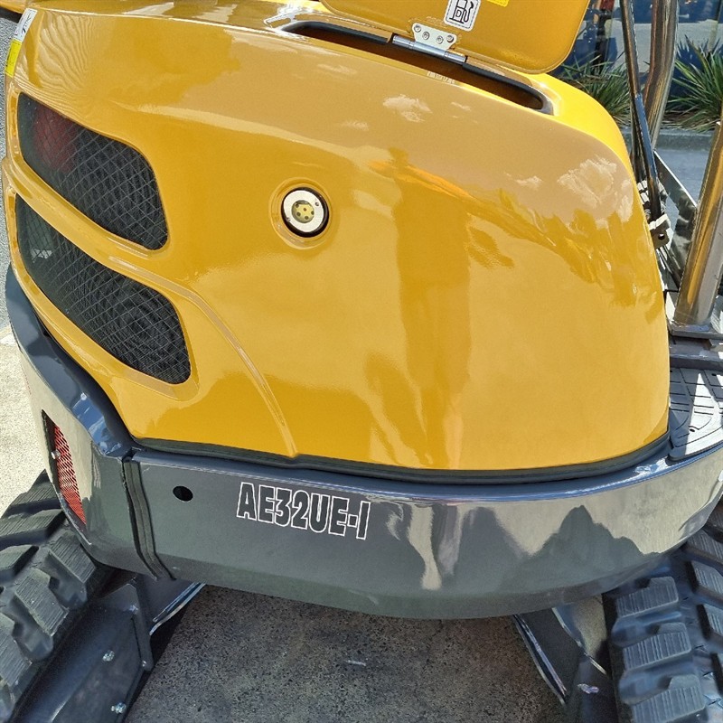 AE32UE-I 3.28 Tonne Excavators image 42