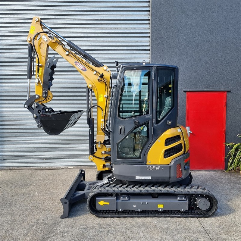 AE35UE-II 3.51 Tonne Excavators image 21