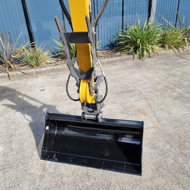 AE35UE-II 3.51 Tonne Excavators image 30