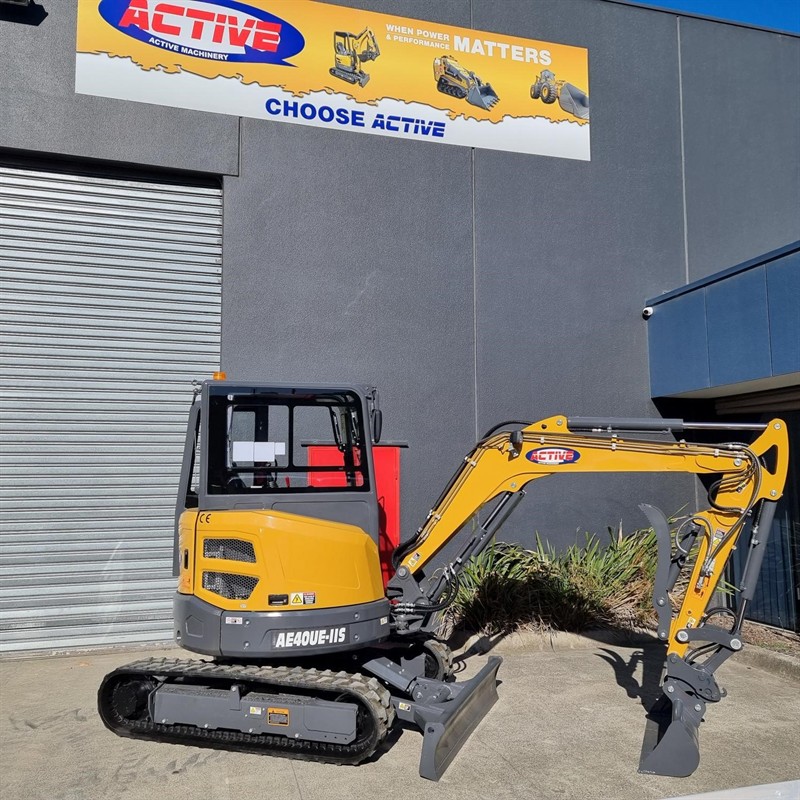 AE40UE-IIS 3.95 Tonne Excavators image 3
