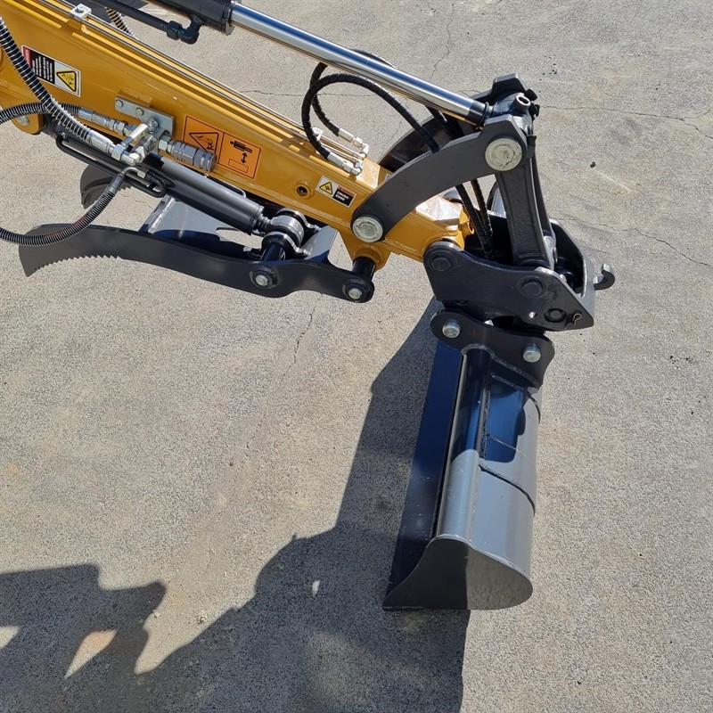 AE40UE-IIS 3.95 Tonne Excavators image 9