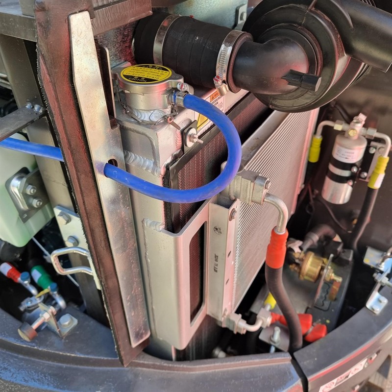 AE40UE-IIS 3.95 Tonne Excavators image 28