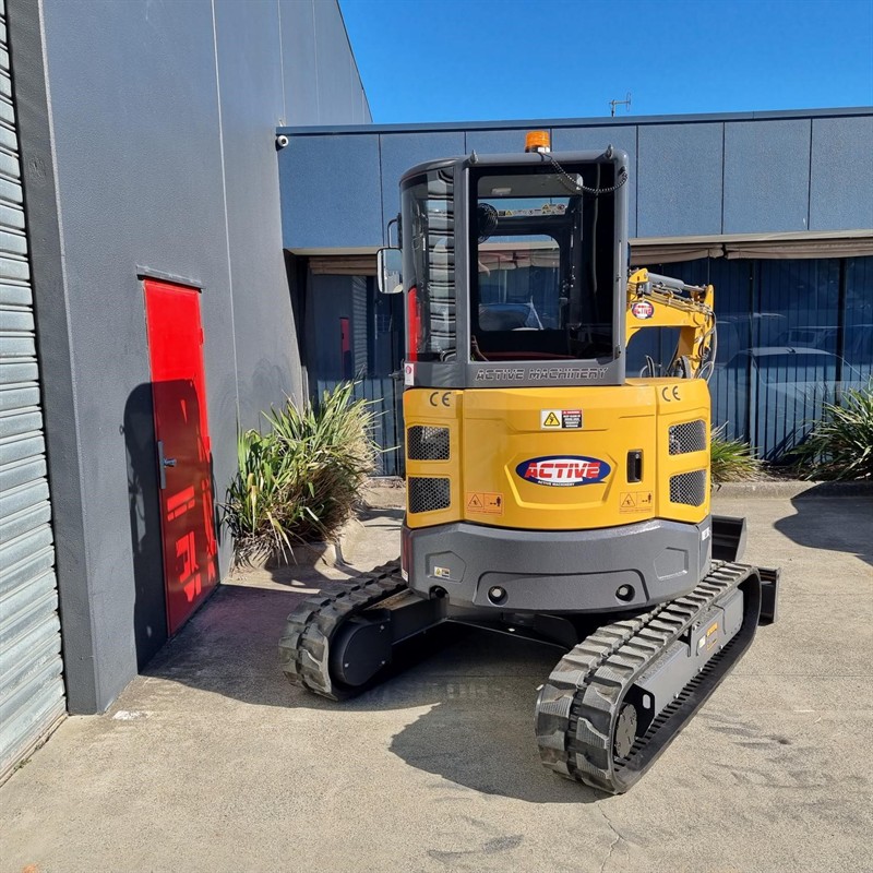 AE40UE-IIS 3.95 Tonne Excavators image 41