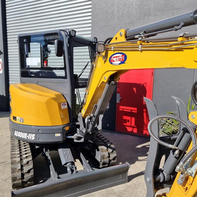 AE40UE-IIS 3.95 Tonne Excavators image 45