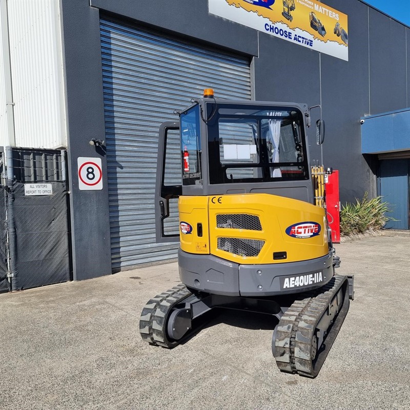 AE40UE-IIA 4 Tonne Excavators image 32