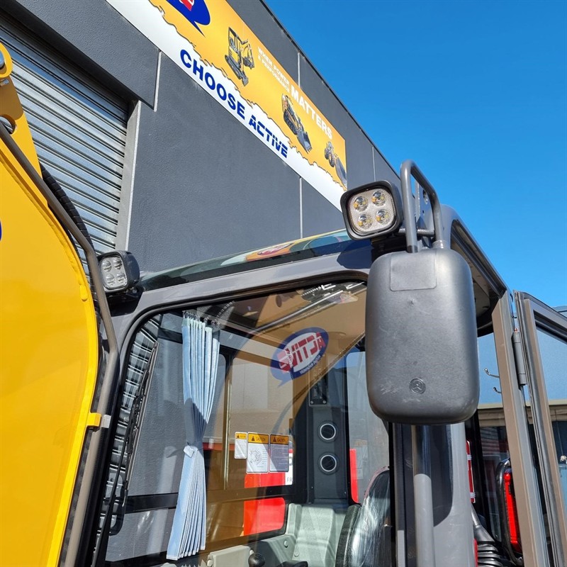 AE40UE-IIA 4 Tonne Excavators image 45