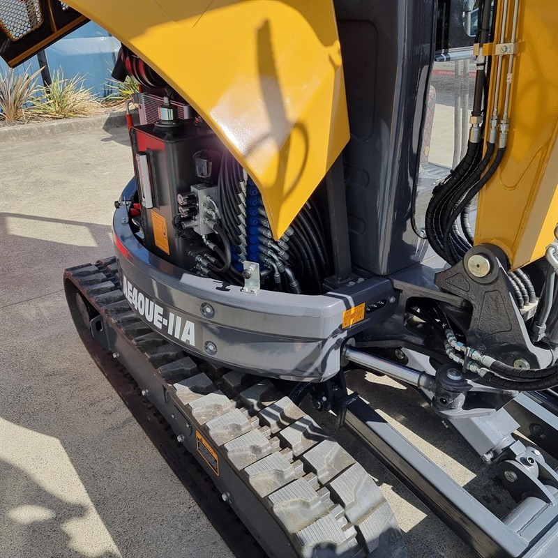 AE40UE-IIA 4 Tonne Excavators image 50