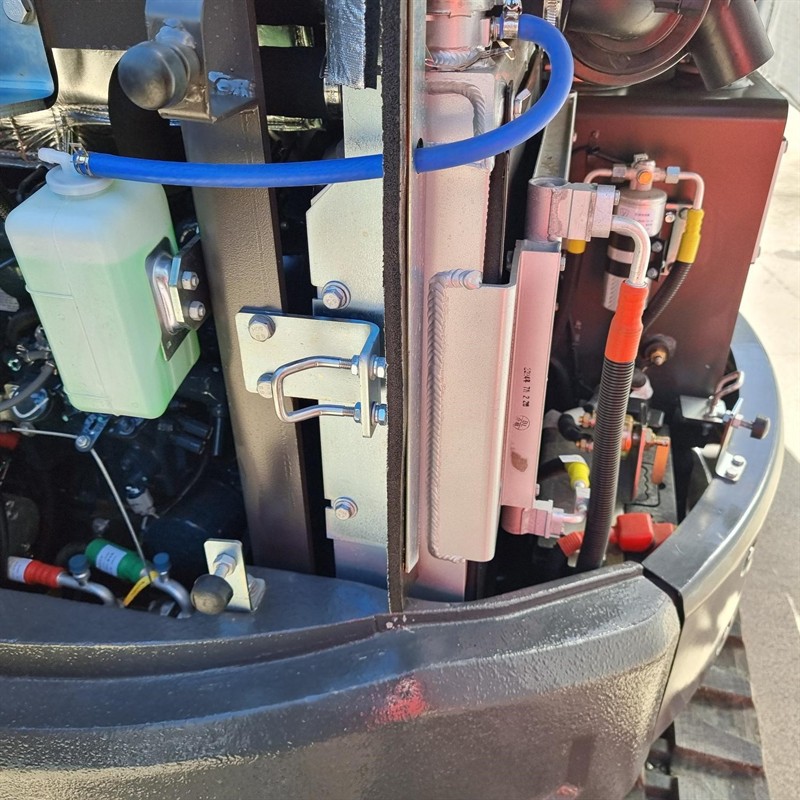 AE40UE-IIA 4 Tonne Excavators image 57