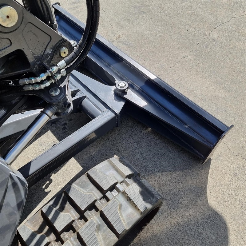 AE40UE-IIA 4 Tonne Excavators image 59